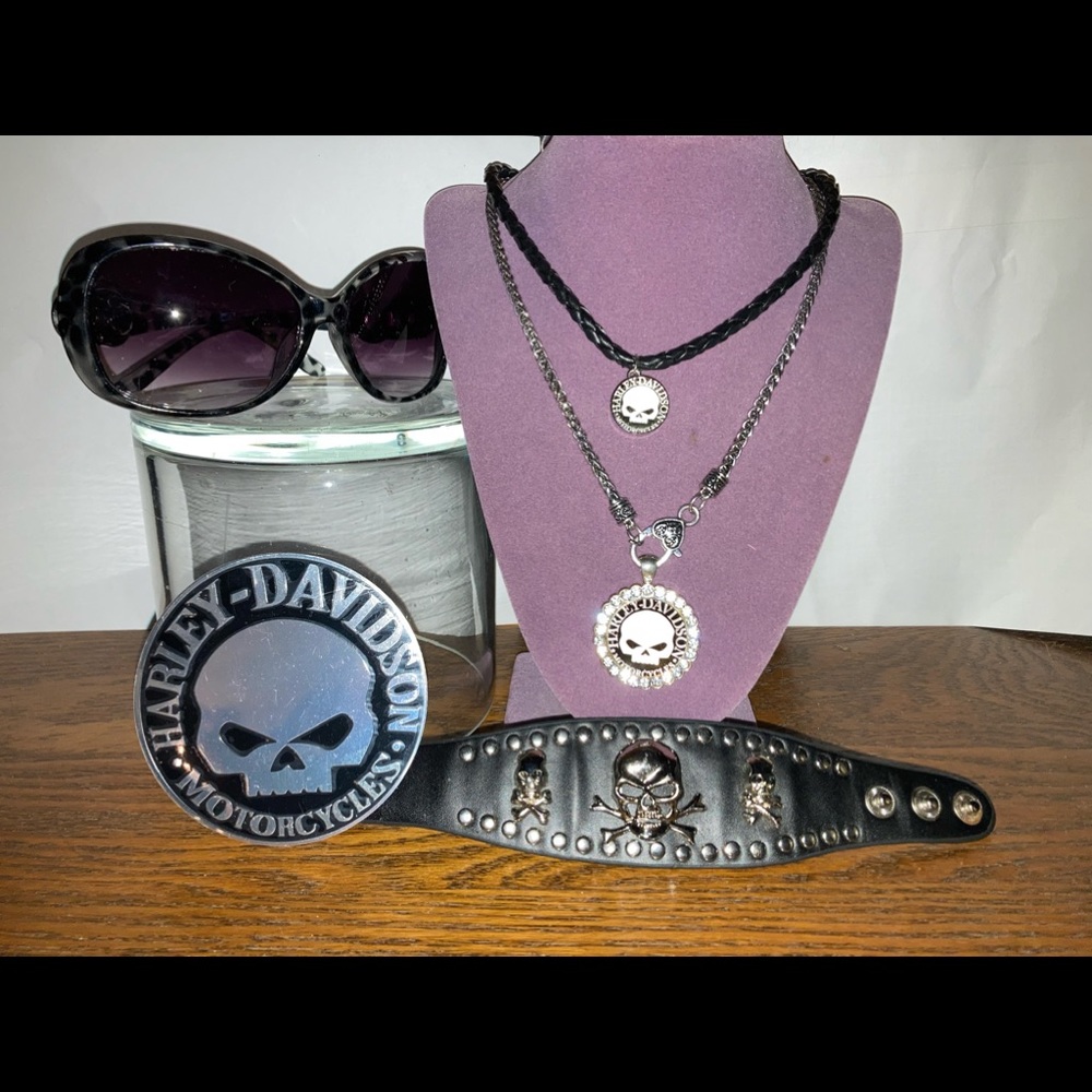 Harley Davidson Gift Set. 2 necklaces, sunglasses,cuff/Bracelet & Car Medallion